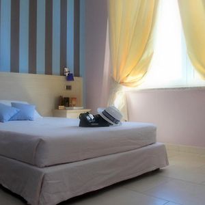 Camera standard con letto king size